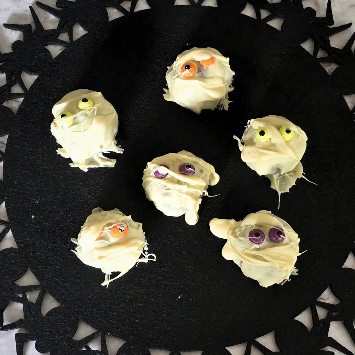 Gluten Free No Bake Mummy Cookie Bites