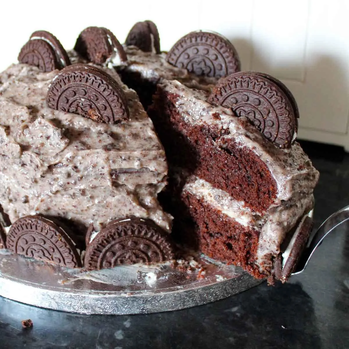 Gluten Free Cookie and Cream Cake