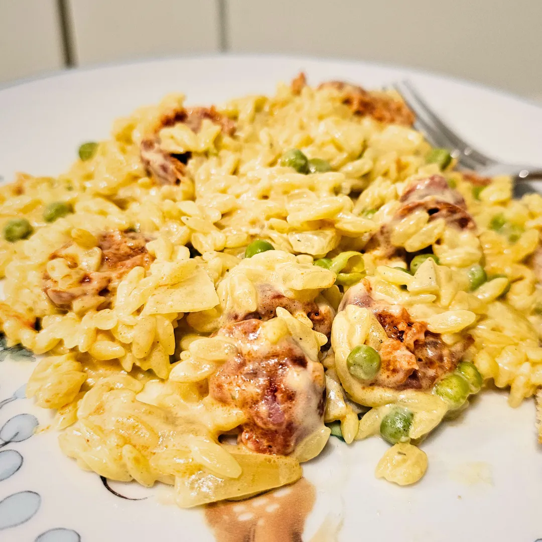 Gluten Free Creamy Chorizo Orzo Pasta