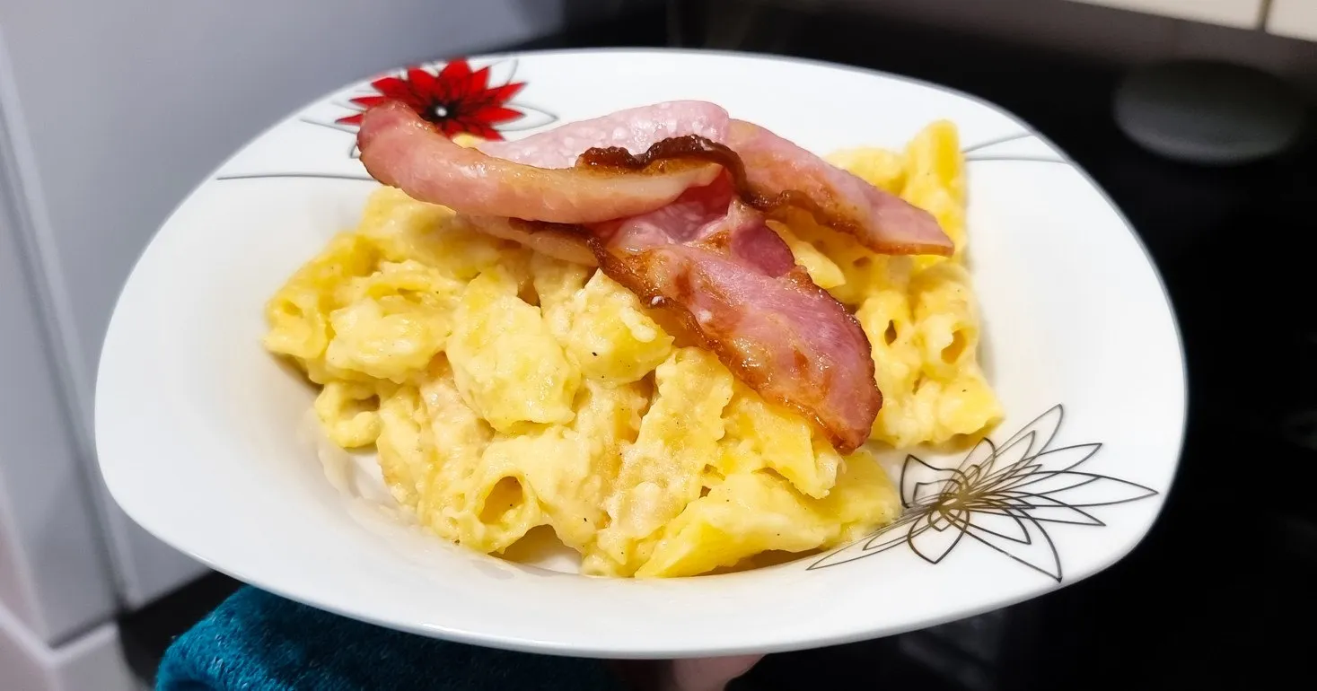 Gluten Free Slow Cooker "Macaroni" Cheese and Bacon